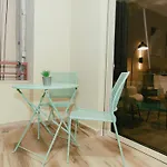 דירה Luxury With Hot Tub - The Nest *