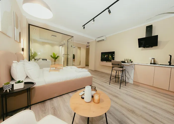 Luxury With Hot Tub - The Nest *